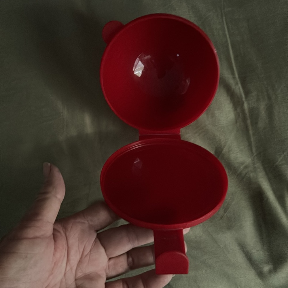 Tupperware ✂️ - Picture 4 of 4